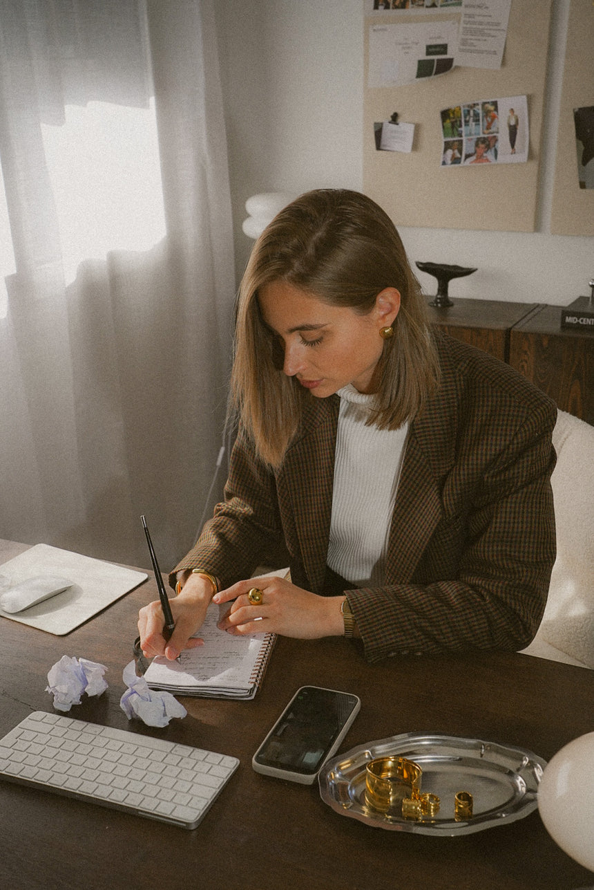 founder louise shooting